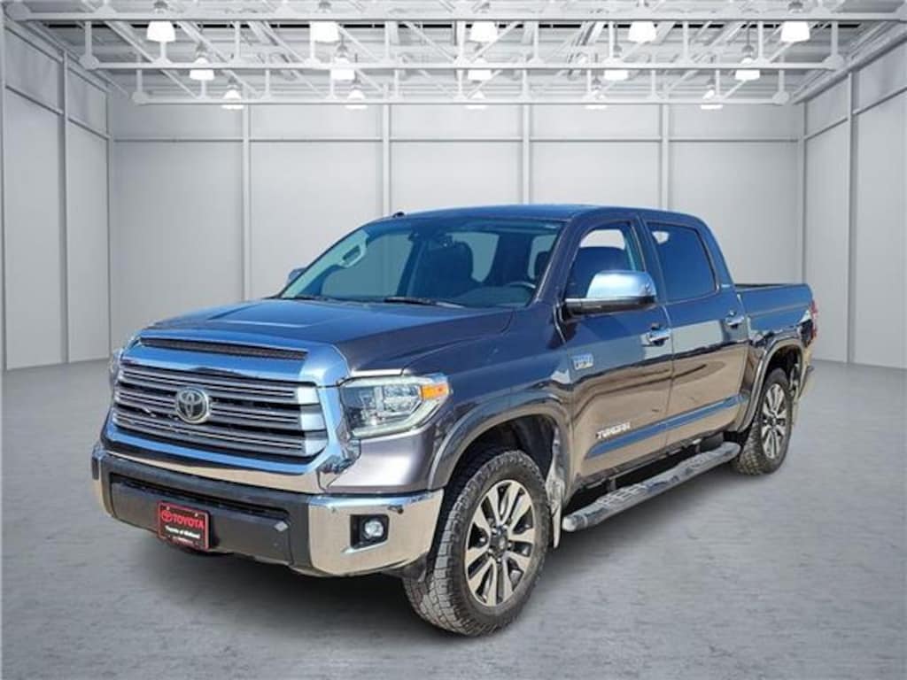 Used 2018 Toyota Tundra Limited 5.7L V8 w/FFV Truck CrewMax