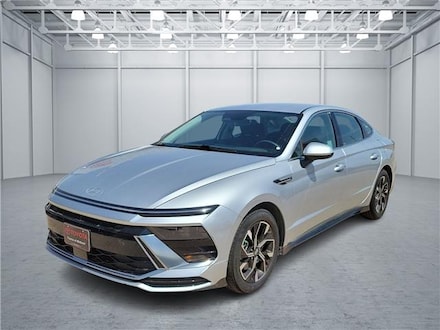 2025 Hyundai Sonata SEL Sedan