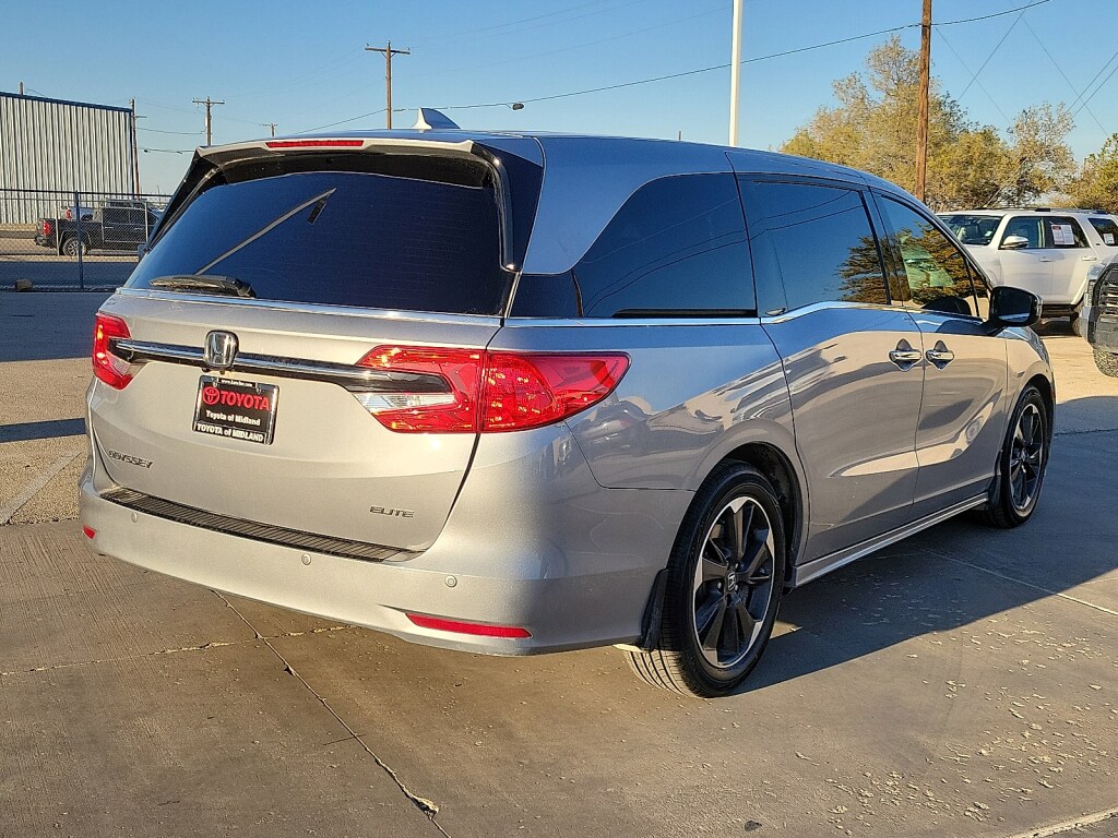 2024 Honda Odyssey Elite photo 4