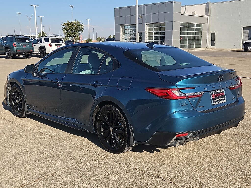 Used 2026 Toyota Camry SE Sedan