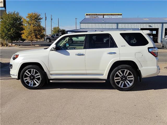 2023 Toyota 4Runner Limited photo 3