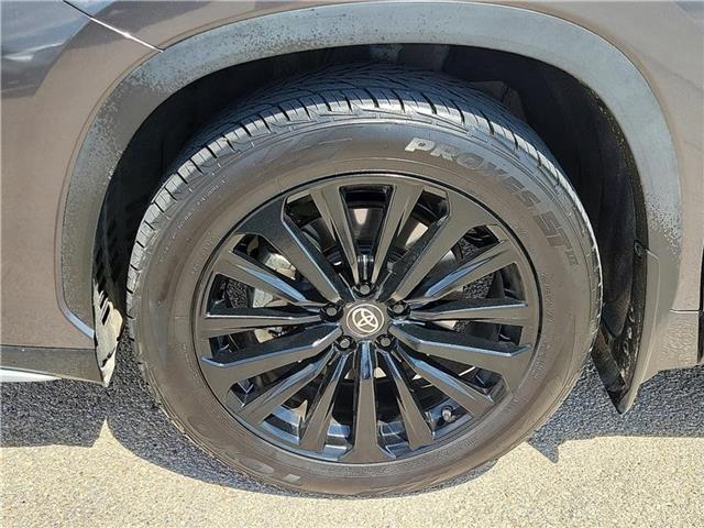 2023 Toyota Highlander XSE photo 2