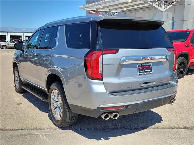 2023 Gmc Yukon Denali photo 3