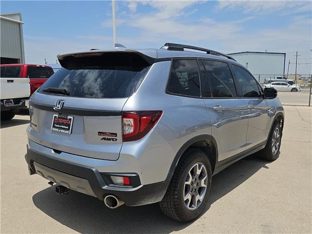Used 2023 Honda Passport TrailSport SUV