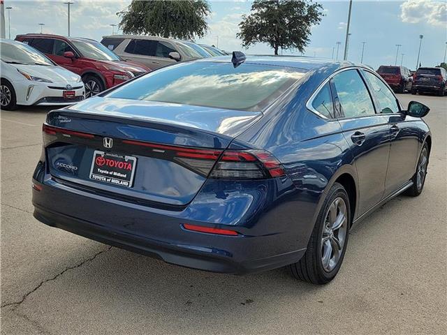 2024 Honda Accord EX photo 4