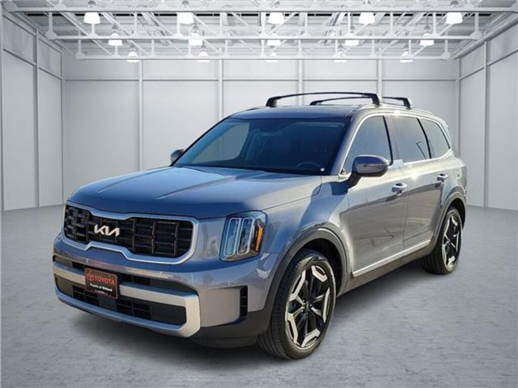 Used 2024 Kia Telluride S SUV