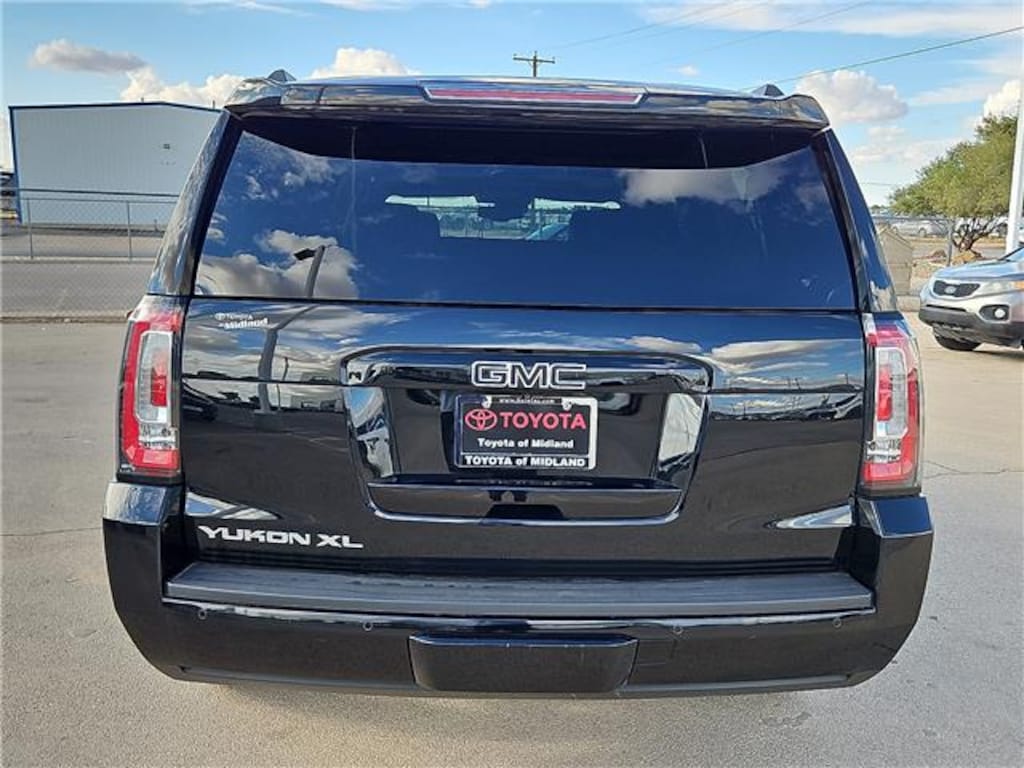 Used 2020 GMC Yukon XL SLT SUV