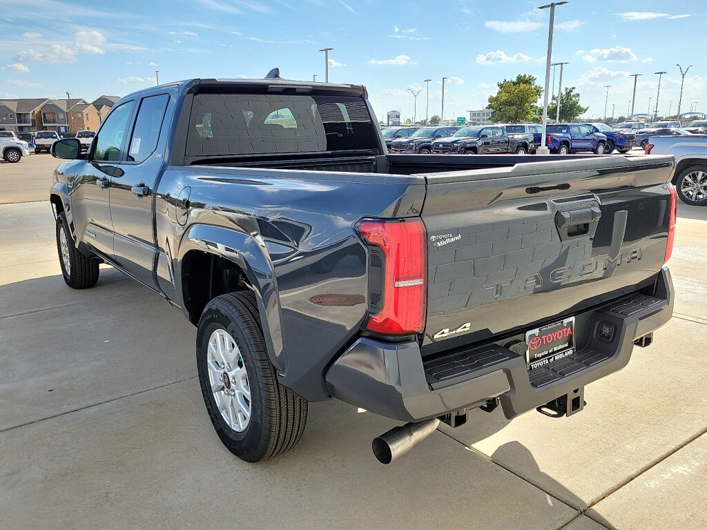 New 2025 Toyota Tacoma SR5 Truck Double Cab