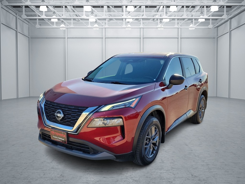 Used 2023 Nissan Rogue S SUV