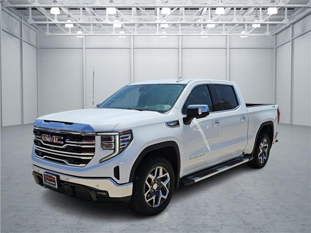 Used 2022 GMC Sierra 1500 SLT Truck Crew Cab