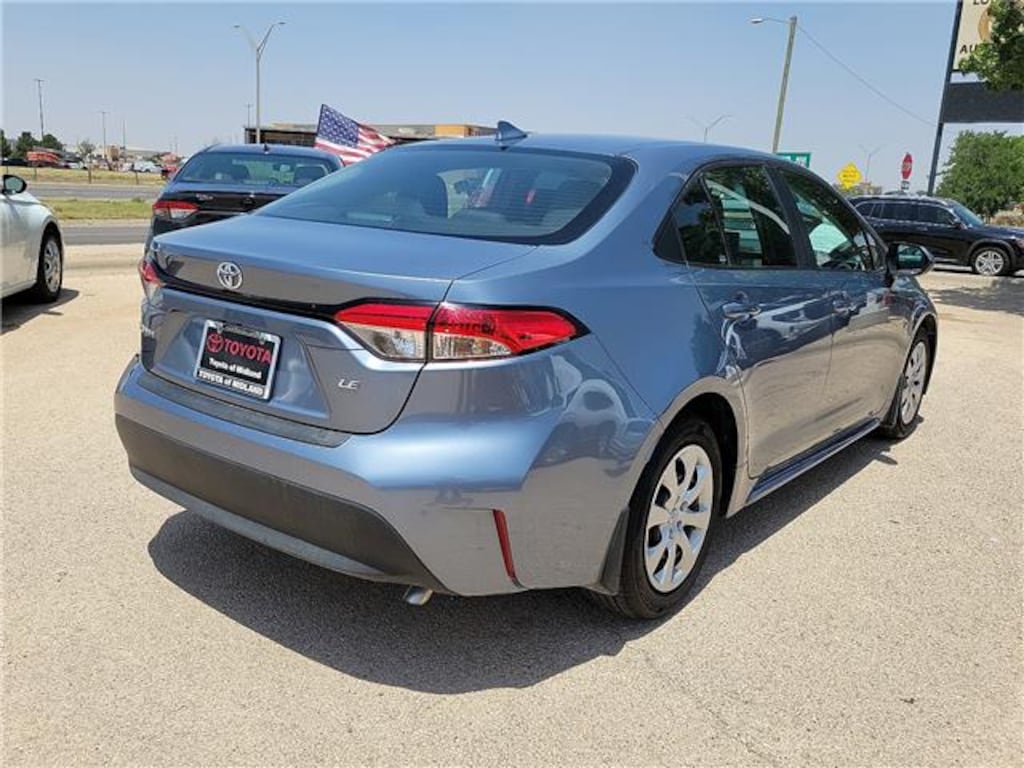 Used 2025 Toyota Corolla LE Sedan