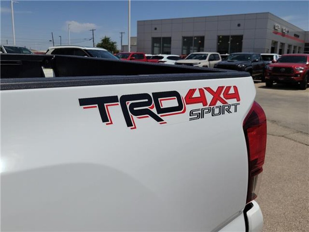 Used 2018 Toyota Tacoma Truck Double Cab