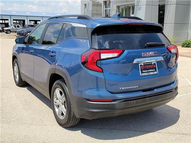 2024 Gmc Terrain SLE photo 2