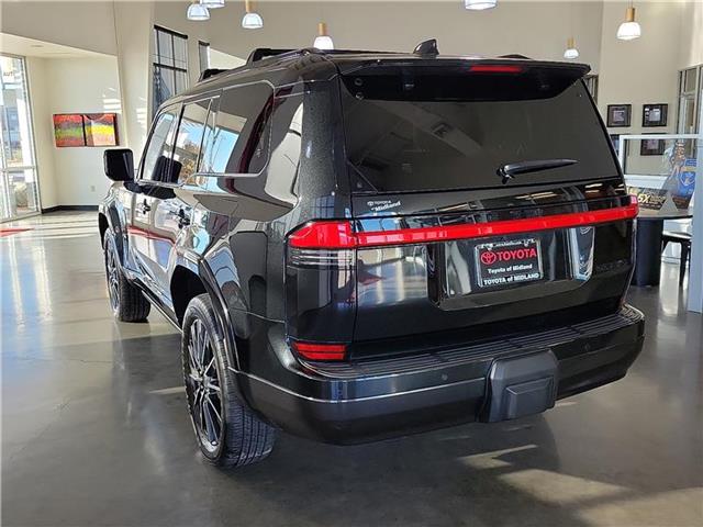 2025 Lexus GX 550 Luxury photo 2