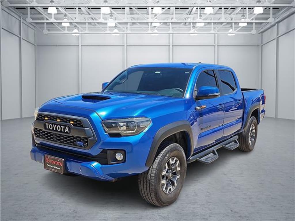 Used 2018 Toyota Tacoma Truck Double Cab
