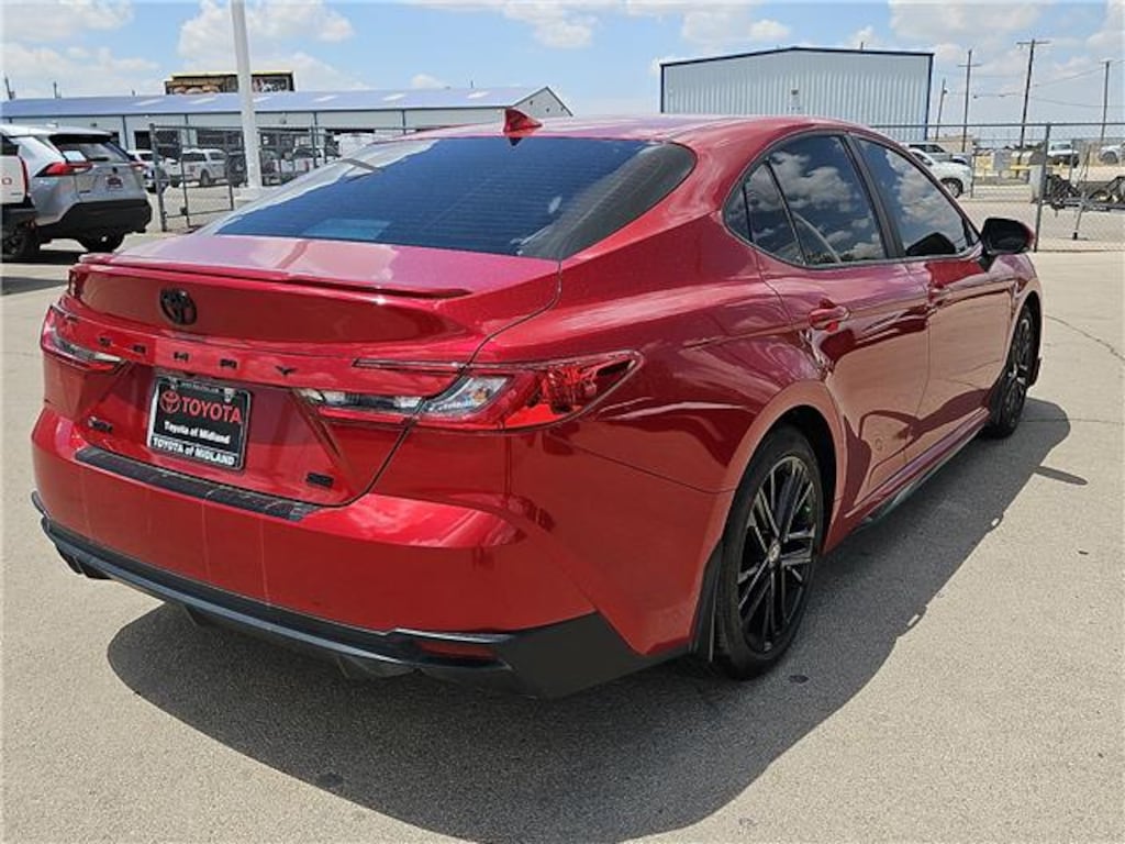 Used 2025 Toyota Camry SE Sedan