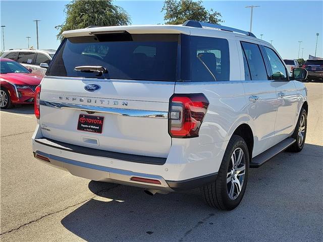 2024 Ford Expedition Limited photo 3