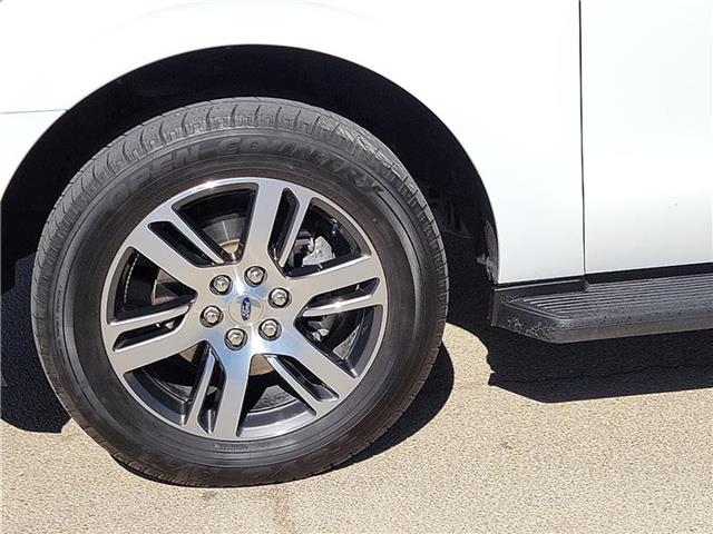 2024 Ford Expedition Limited photo 2