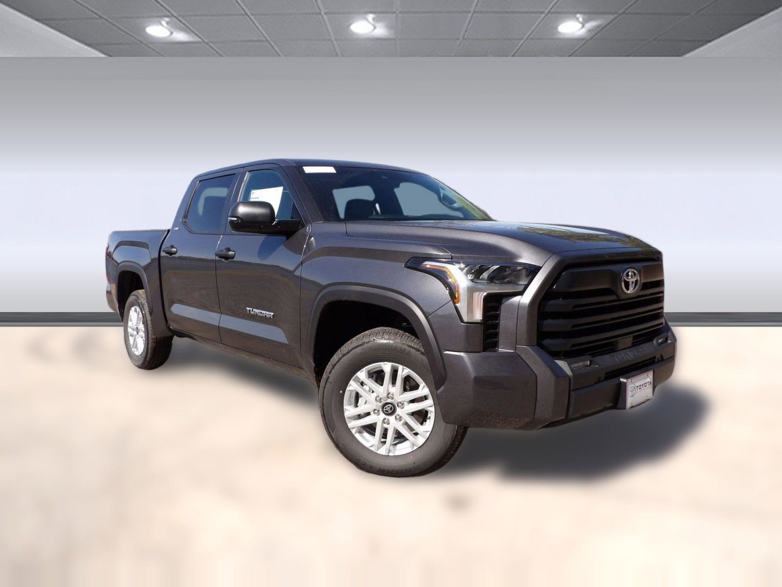 2025 Toyota Tundra SR5 - Photo 7