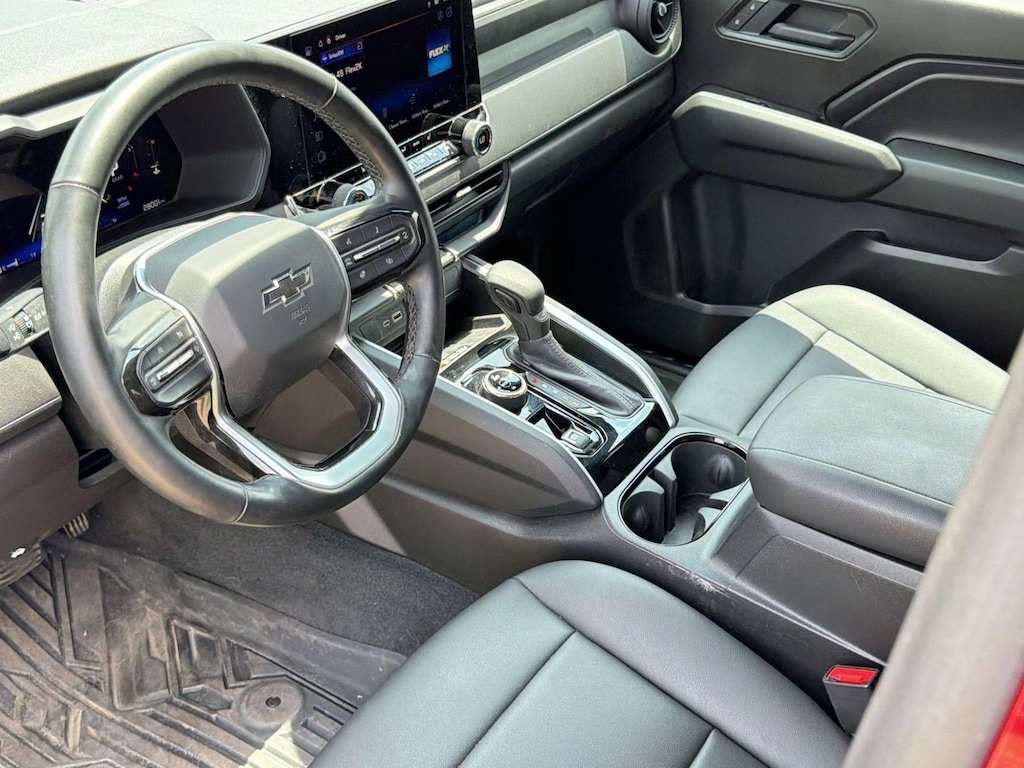 Used 2025 Chevrolet Colorado Trail Boss Truck Crew Cab