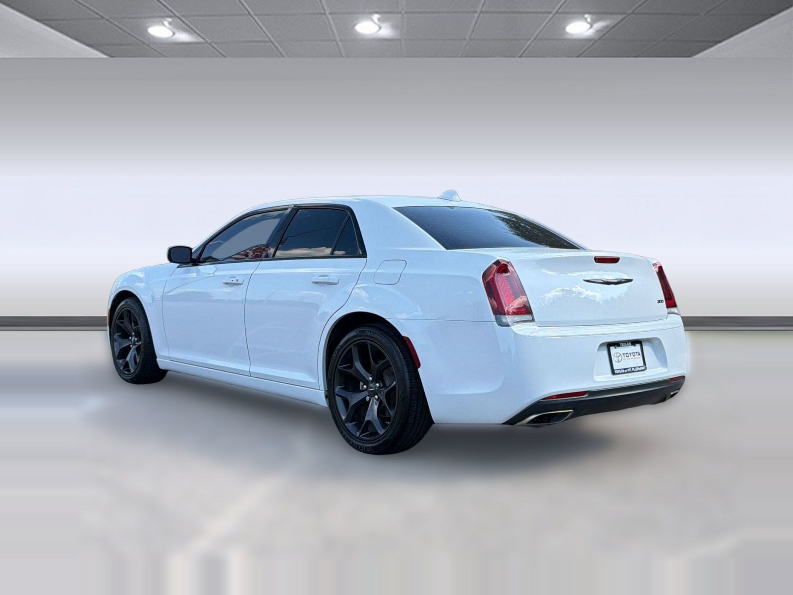 2023 Chrysler 300 Touring Sedan