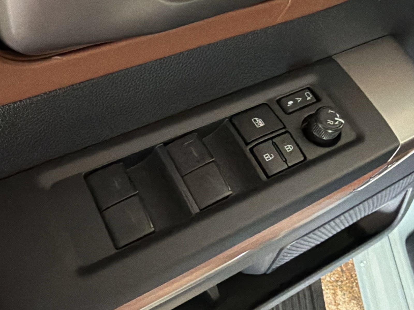 2026 Toyota Tundra 1794 Edition - Photo 12