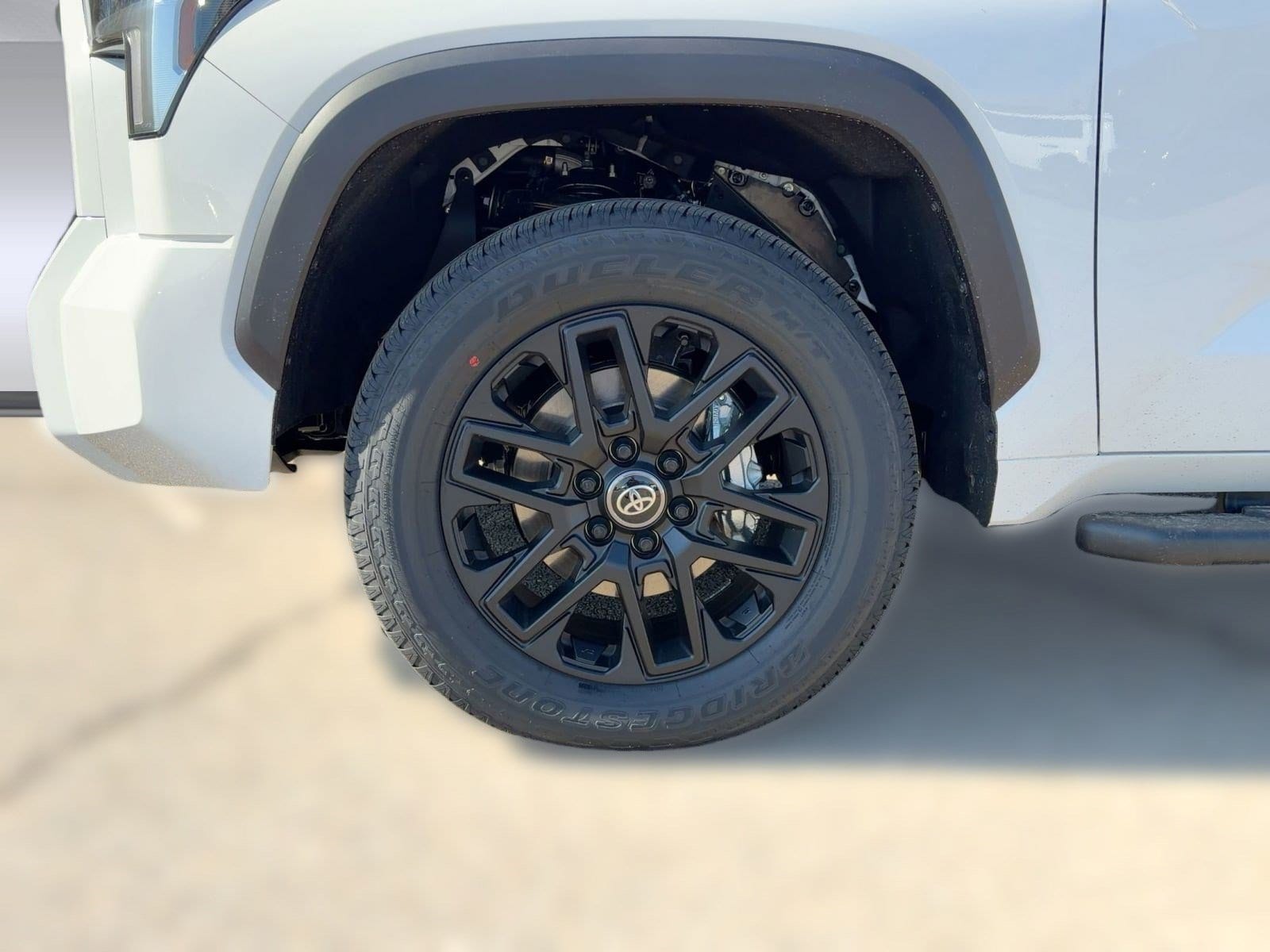 2026 Toyota Tundra SR5 - Photo 11