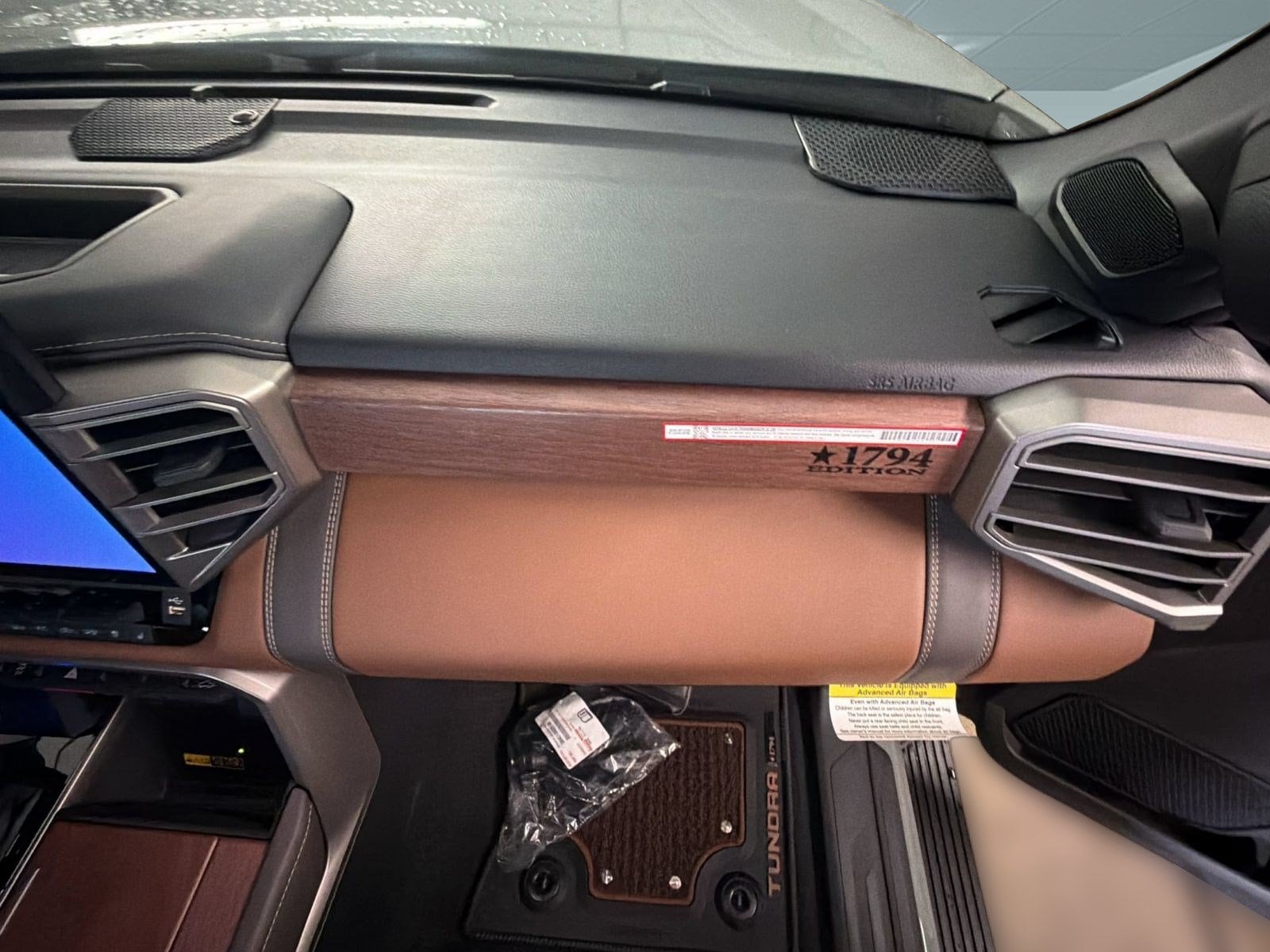 2026 Toyota Tundra 1794 Edition - Photo 28