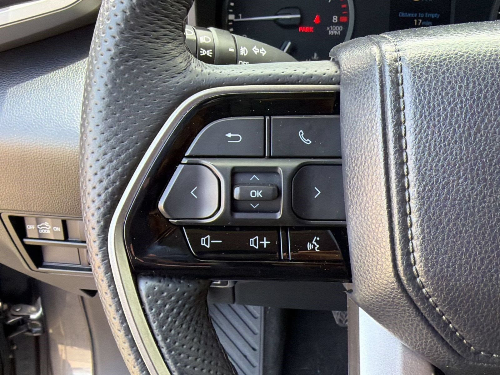 2023 Toyota Tundra SR5 - Photo 14