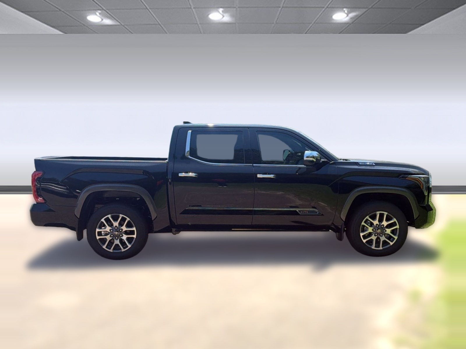 2026 Toyota Tundra 1794 Edition - Photo 7