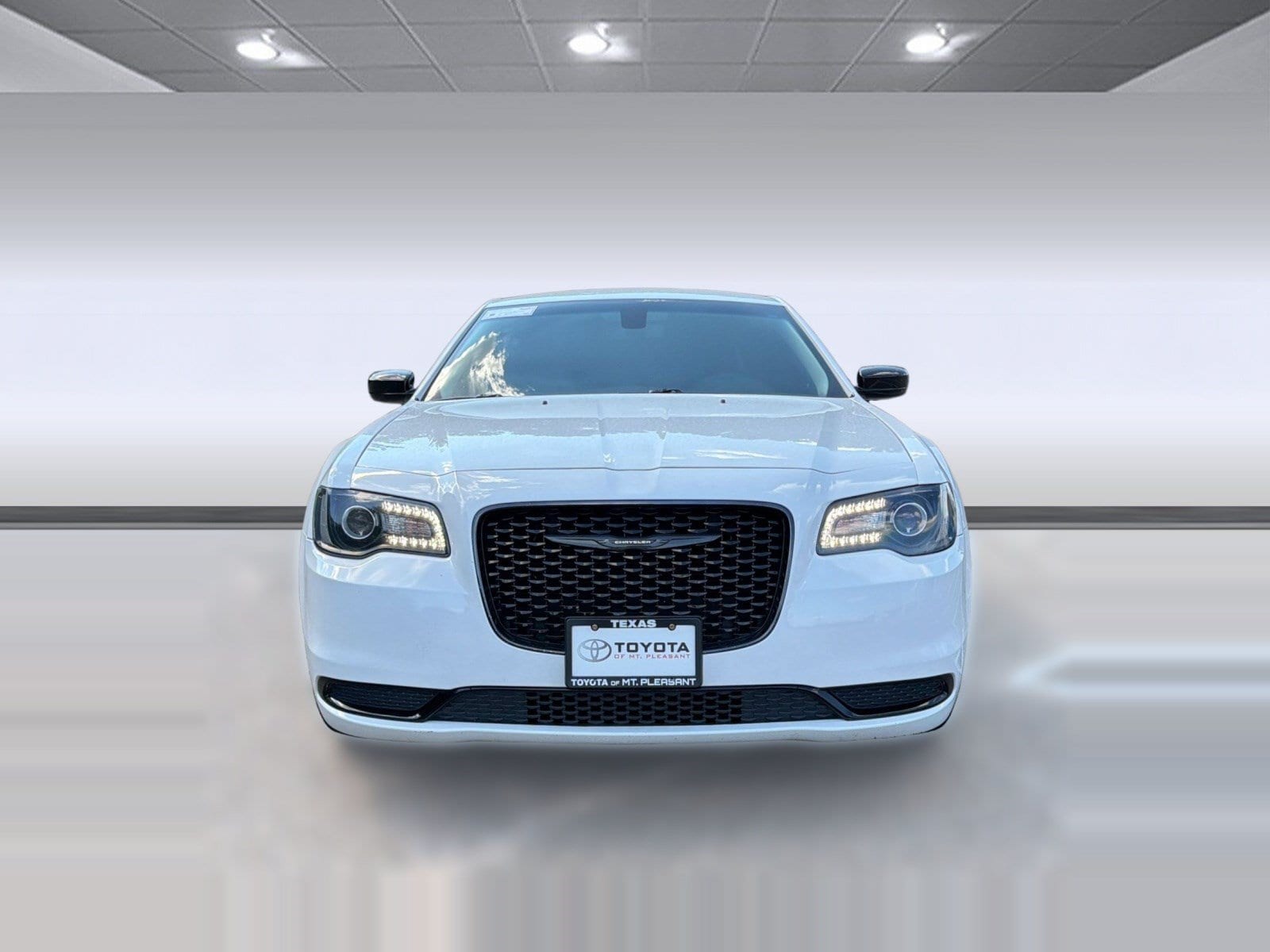 2023 Chrysler 300 Touring Sedan
