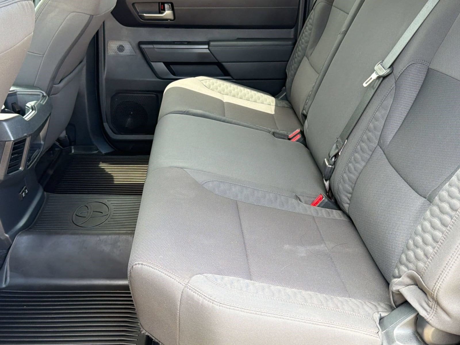 2024 Toyota Tundra SR5 - Photo 21