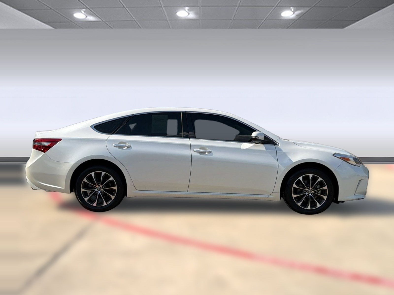2018 Toyota Avalon XLE Premium Sedan