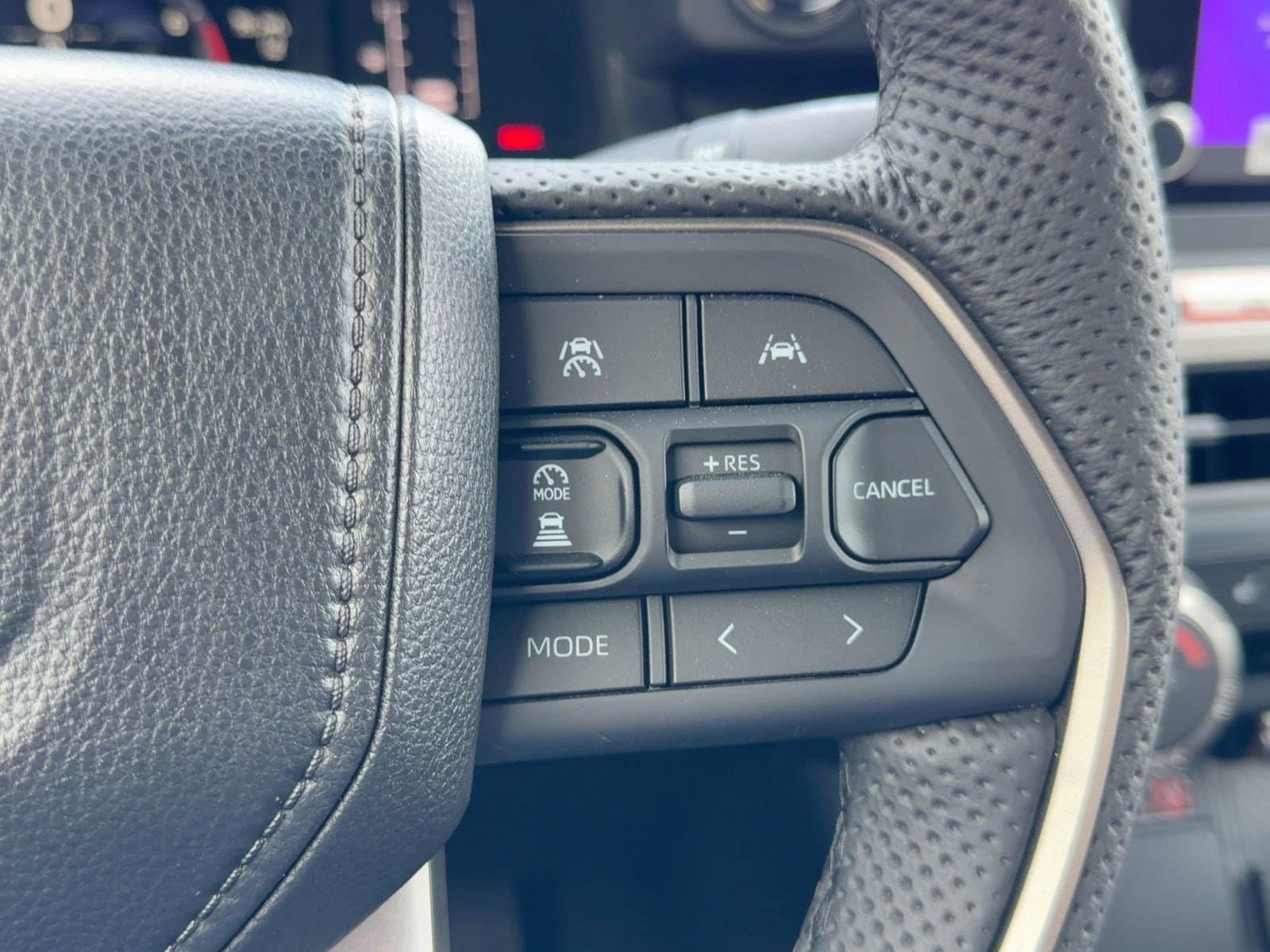 2025 Toyota Tacoma SR5 - Photo 14