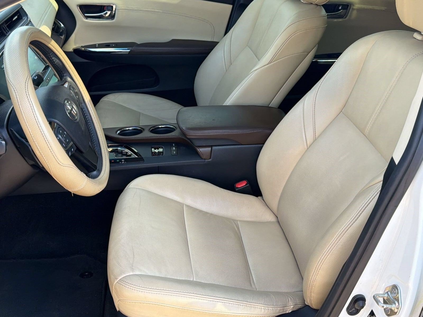 2018 Toyota Avalon XLE Premium Sedan