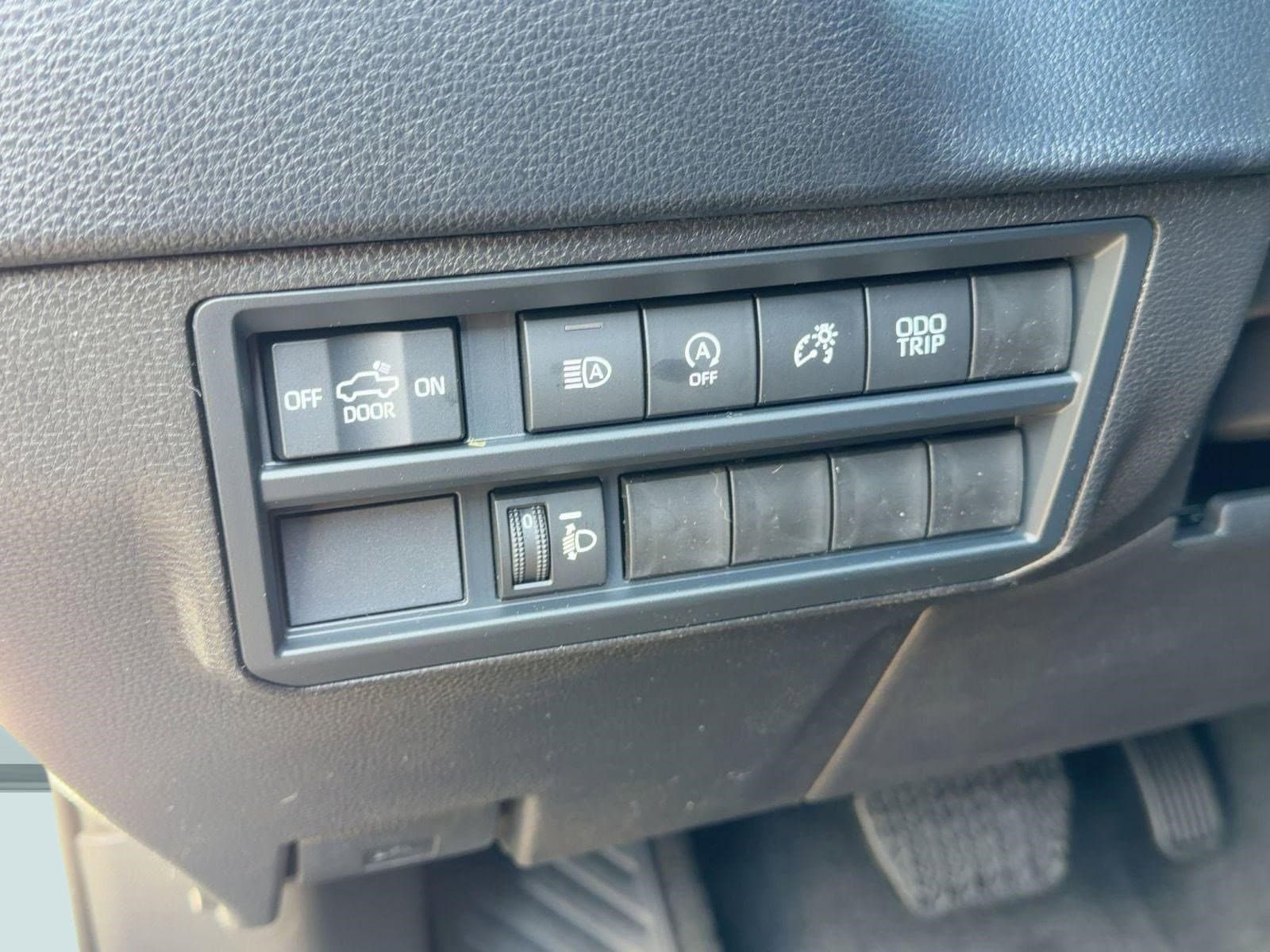 2026 Toyota Tundra SR5 - Photo 18