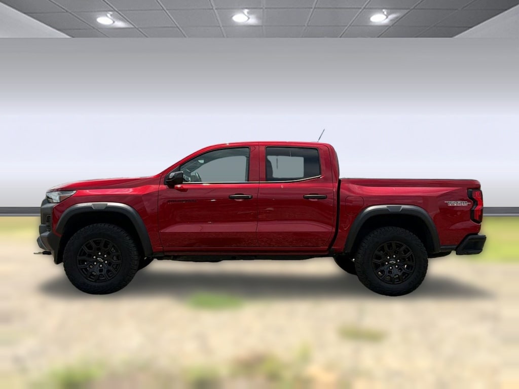 Used 2025 Chevrolet Colorado Trail Boss Truck Crew Cab
