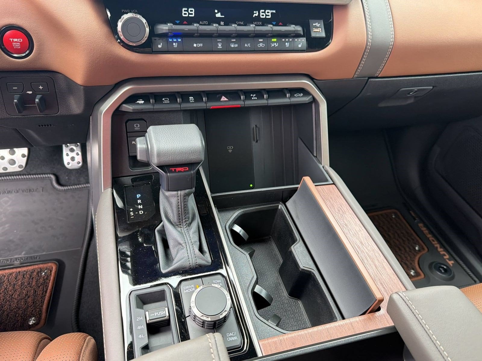 2026 Toyota Tundra 1794 Edition - Photo 17
