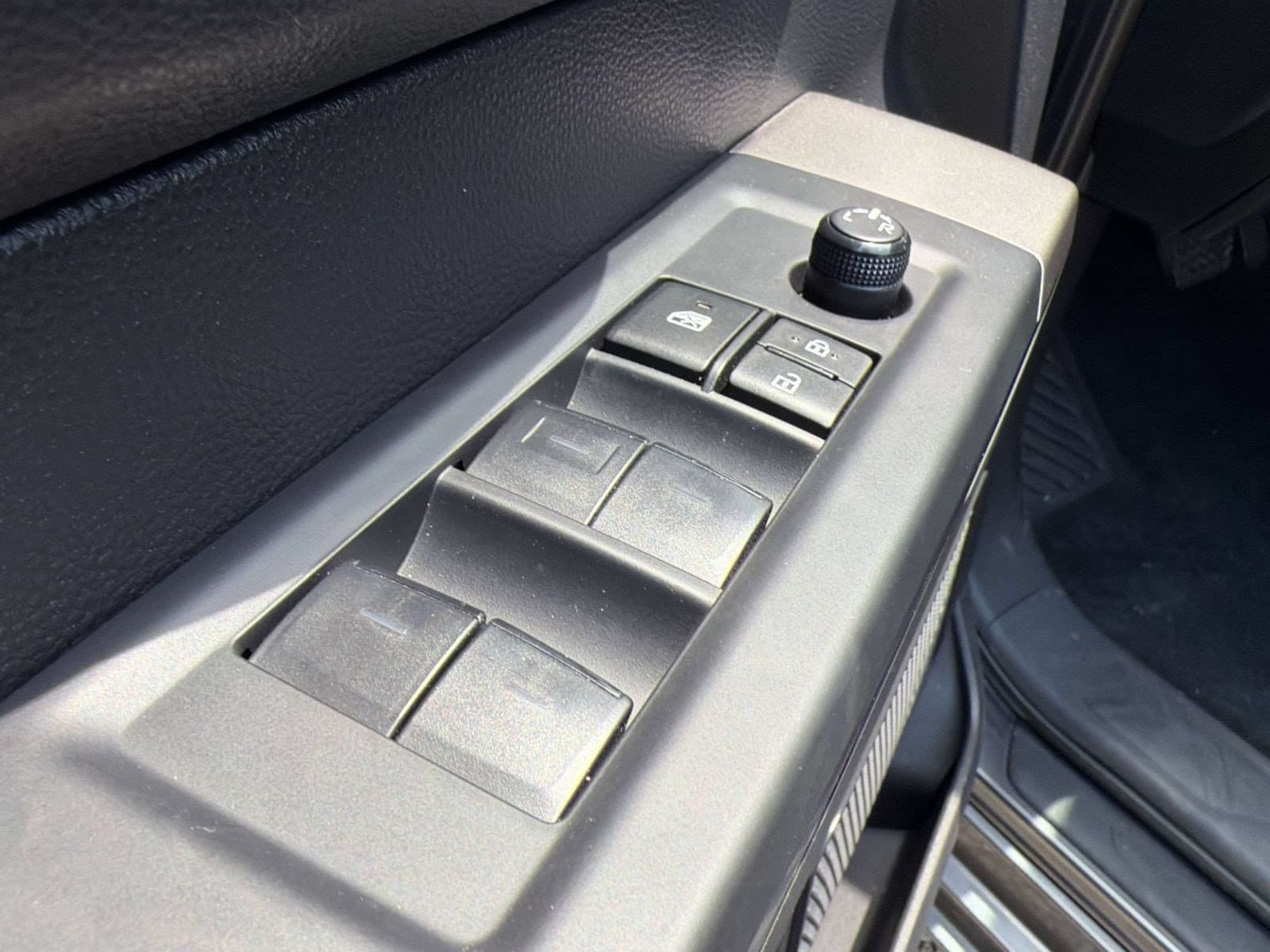 2023 Toyota Tundra SR5 - Photo 12