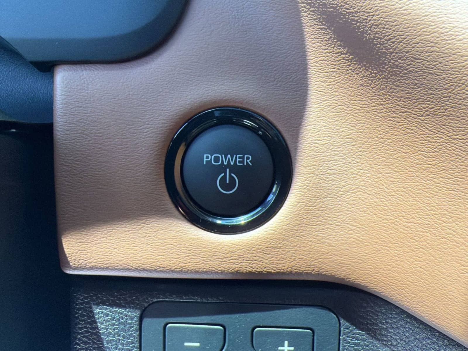 2026 Toyota Tundra 1794 Edition - Photo 23