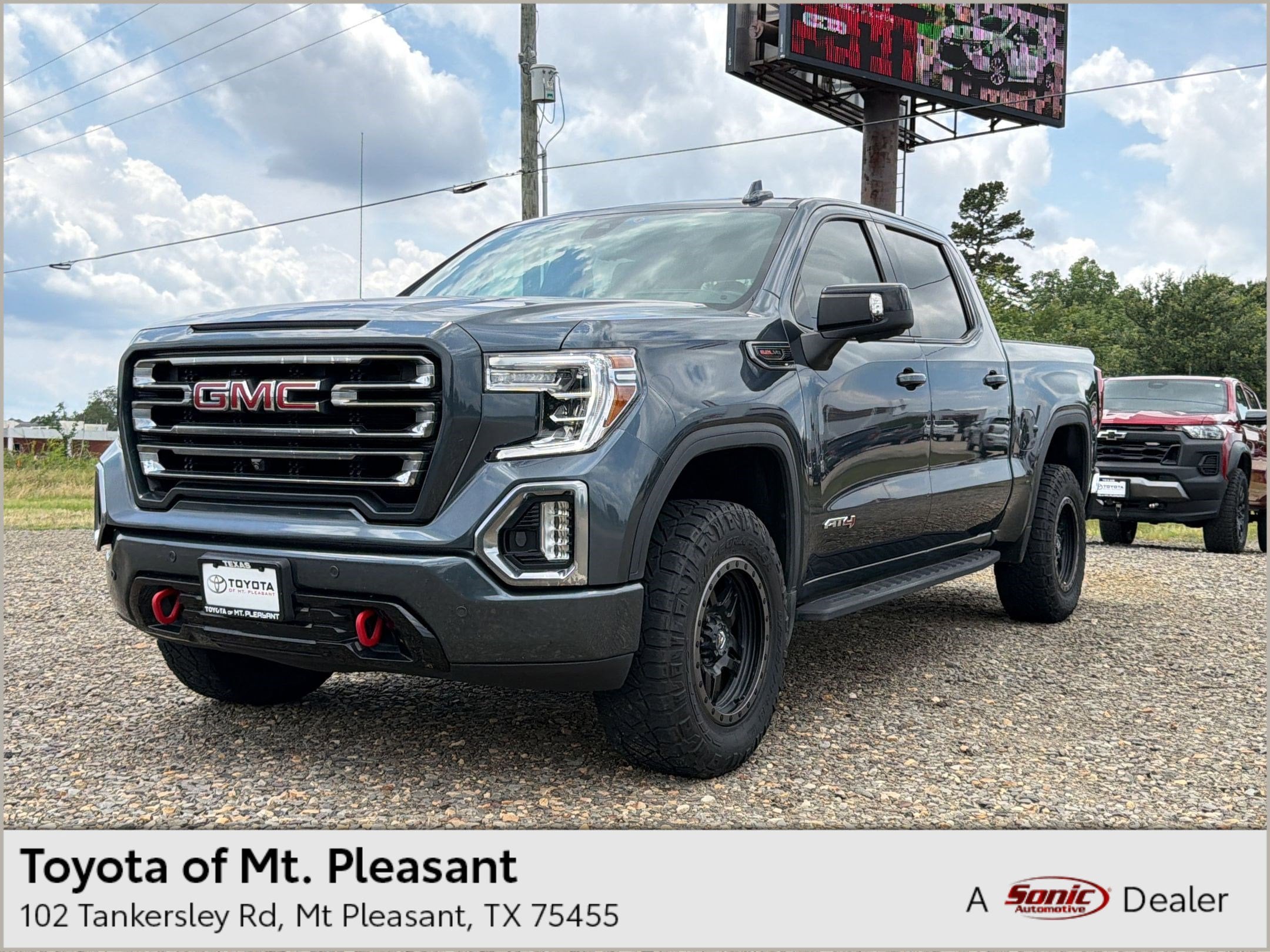 2021 GMC Sierra 4WD Crew Cab Short Box AT4's photo