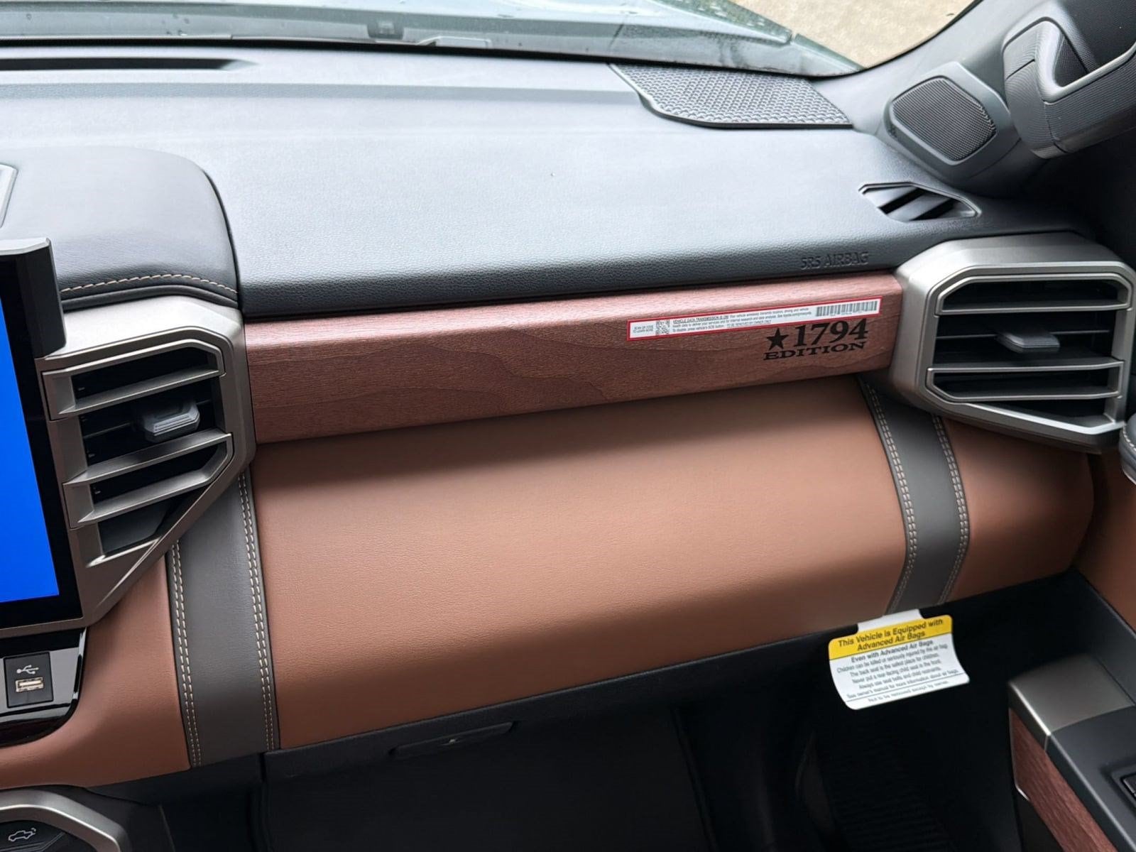 2026 Toyota Tundra 1794 Edition - Photo 27