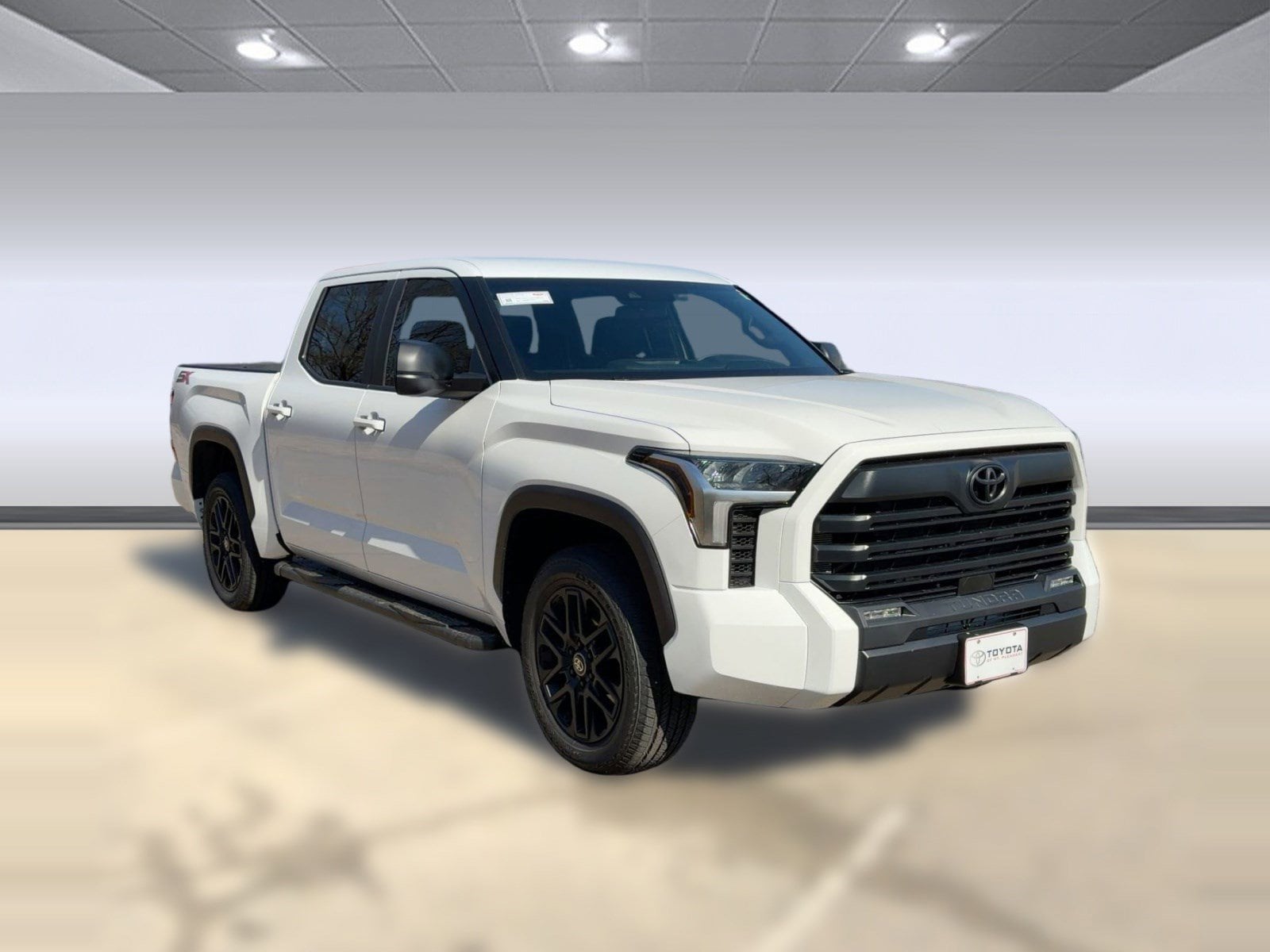 2026 Toyota Tundra SR5 - Photo 7