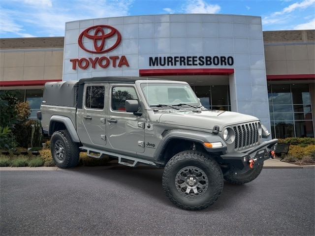 2020 Jeep Gladiator Sport S's photo