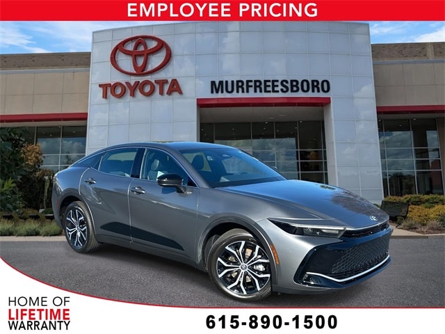 2026 Toyota Crown XLE's photo