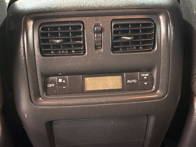 2017 Nissan Pathfinder SV - Photo 13