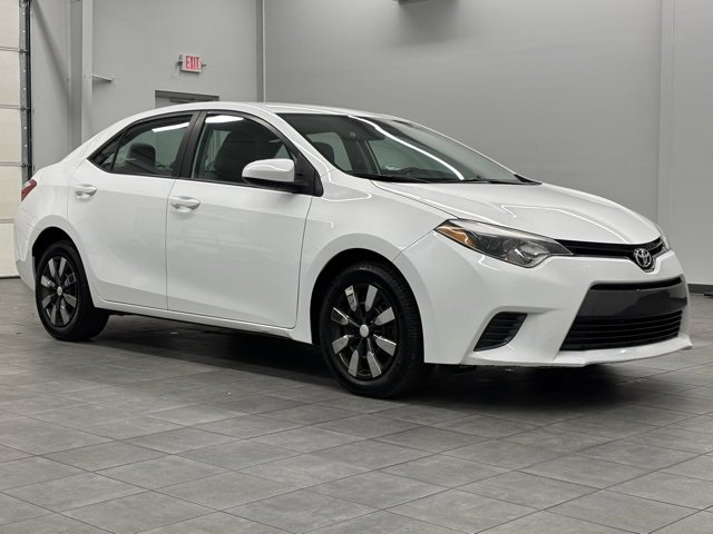 2015 Toyota Corolla Sedan 