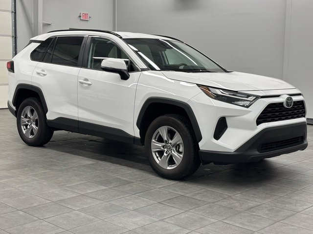 2025 Toyota RAV4 SUV 