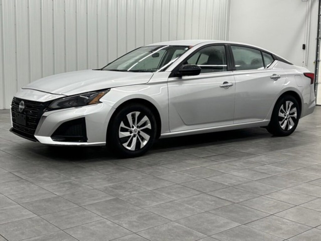 Used 2024 Nissan Altima 2.5 S Sedan