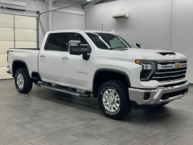 2024 Chevrolet Silverado 2500 HD Truck Crew Cab 